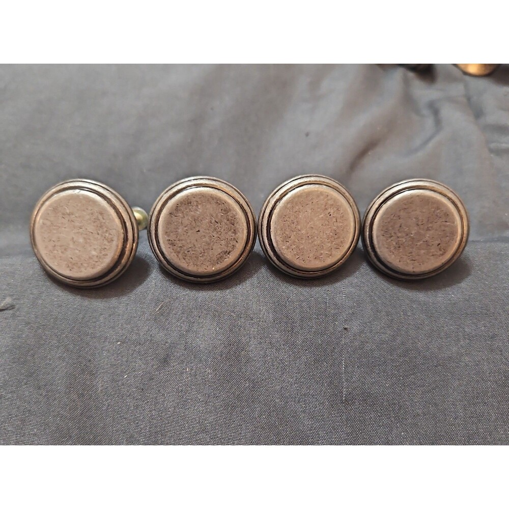 Set Of 4 Top Knobs TK196PTA Luxor Knob Large 1 1/4" Pewter Antique EUC